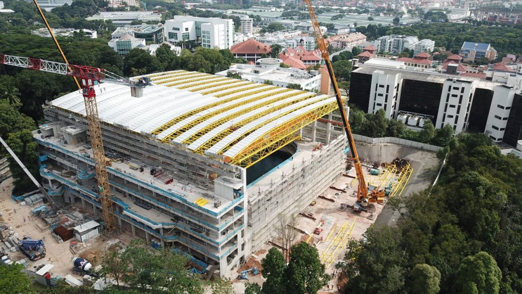 LSWE has successfully completed the installation of roof truss for the Deep Ocean Basin Project at the National University of Singapore.
