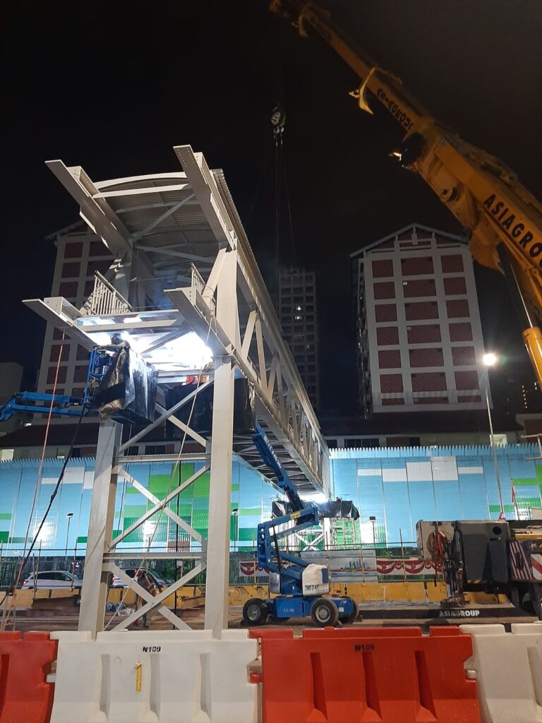 240 Tons
Supply, Fabricate and Install